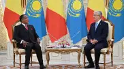 Токаев поговорил на французском с президентом Конго: видео