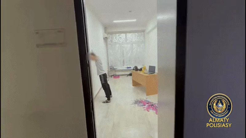 Кадры из видео