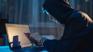 Казахстанцев предупредили об опасных SMS