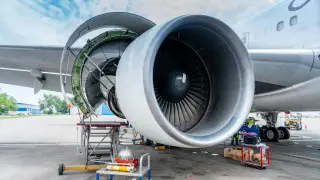 Самолеты стали часто повреждаться в Казахстане: что происходит