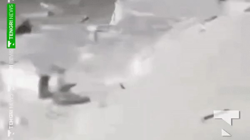 Кадры из видео