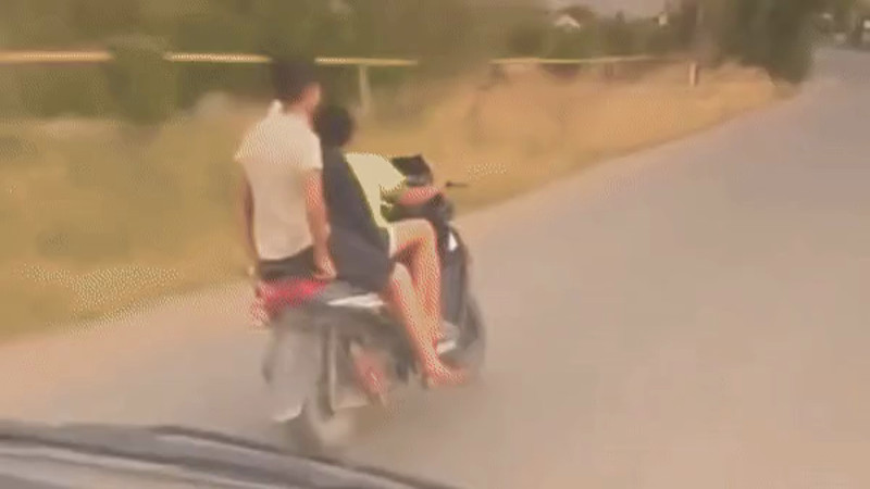 Кадры из видео