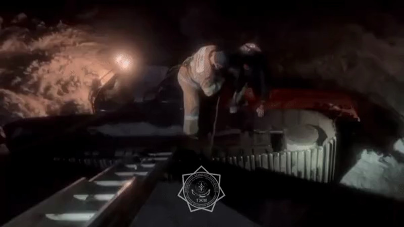 Кадры из видео