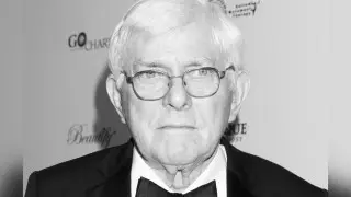 В США умер известный журналист и телеведущий Фил Донахью