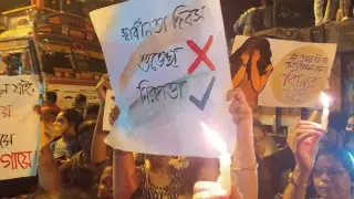 Протесты медиков не прекращаются в Индии после изнасилования и убийства врача