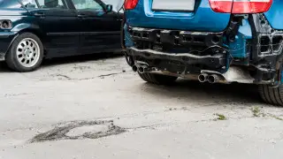 Поврежденные авто получали свидетельства о безопасности конструкции в Мангистауской области