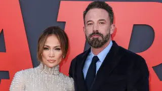 Дженнифер Лопес подала на развод с Беном Аффлеком в день годовщины свадьбы