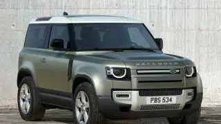 Land Rover в подарок: что известно о машине боксера-краша Нурбека Оралбая