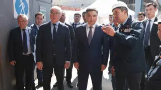 Бектенов проверил готовность Улытау к зиме и поздравил шахтеров