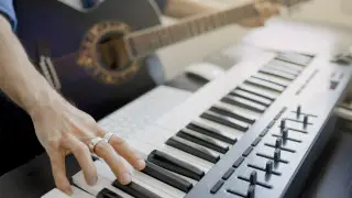 Недолго музыка играла: Минюст заступился за казахстанских композиторов