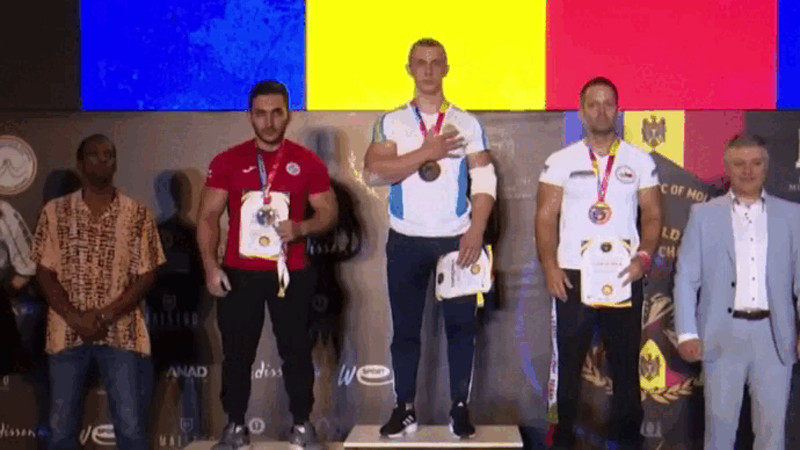 Кадры из видео