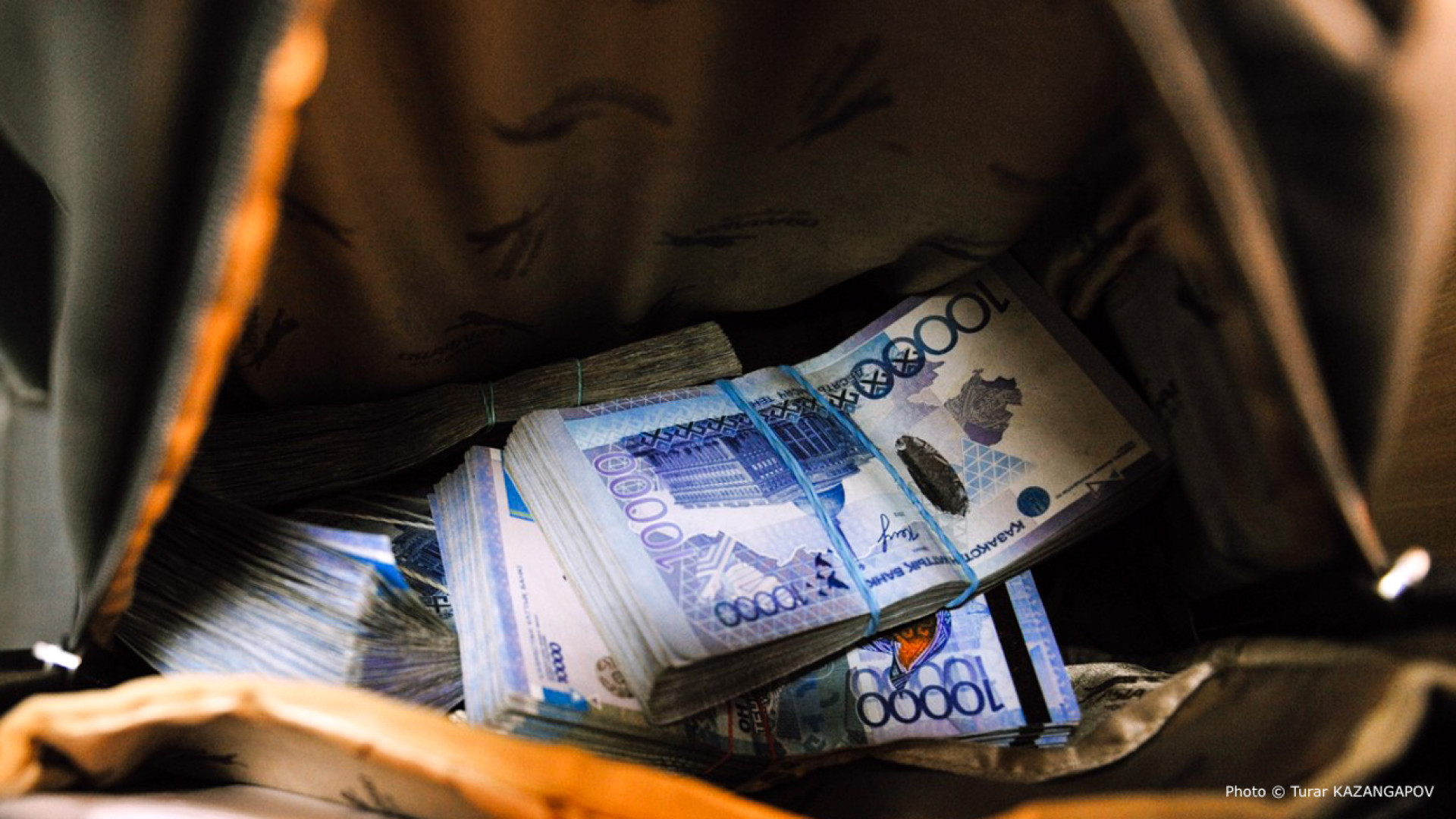 Директора колледжа уличили в злоупотреблении полномочиями в Карагандинской области