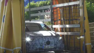 Тест нового Mercedes-Benz попался на видео