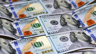 Тенге укрепляется к основным валютам в обменниках Казахстана