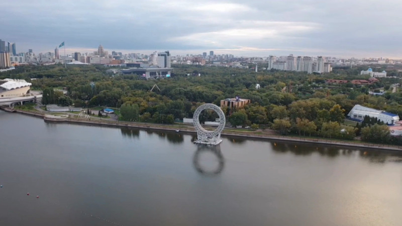 Кадры из видео