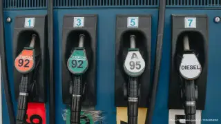 В Казахстане усилят контроль за вывозом ГСМ на границе