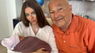 Девушка из Атырау вышла замуж за 81-летнего немецкого миллиардера