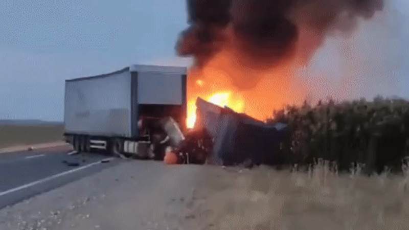 Кадры из видео