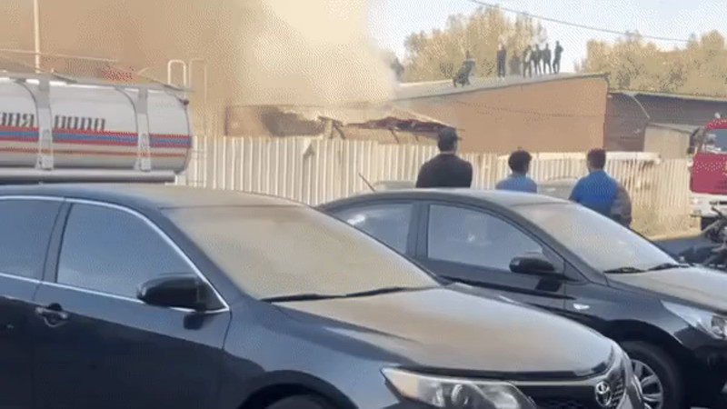 Кадры из видео