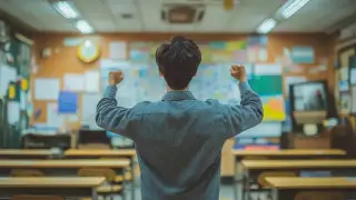 “Неадекватное поведение“ учителя сняли на видео в Казахстане