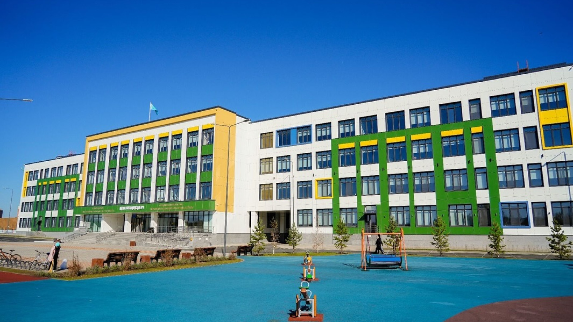 В Астане планируют открыть еще девять школ до конца года