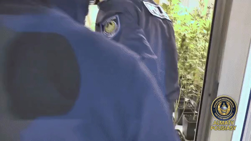 Кадры из видео