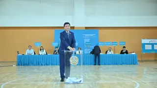 Председатель Мажилиса отдал свой голос на референдуме по АЭС