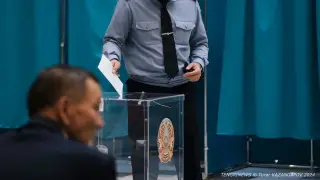 Референдум в Казахстане: МВД усилило контроль рядом с участками для голосования