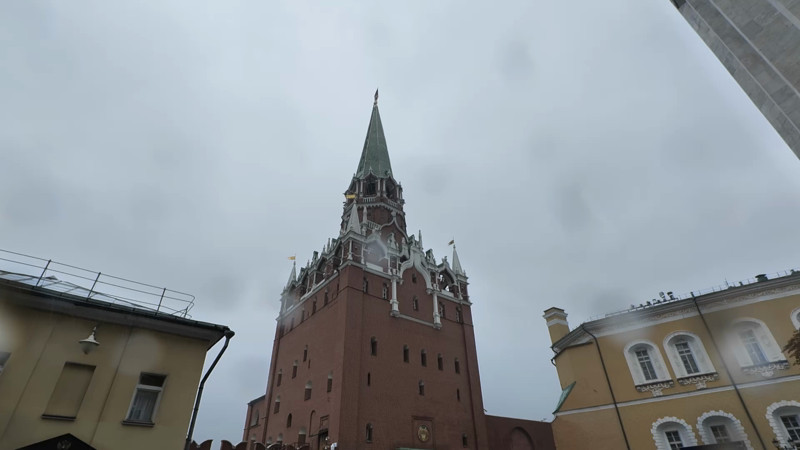 Кадры из видео