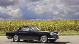 Анджелина Джоли продает свой Ferrari 1958 года