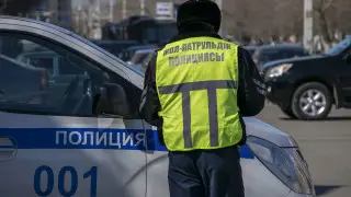 Снег и гололед: водителей северных регионов предупредили о непогоде