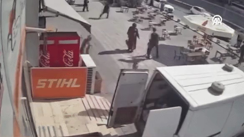 Кадры из видео