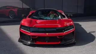 Ferrari представила свой новый супергибрид F80