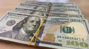 Доллар, евро и рубль дешевеют в обменниках Казахстана