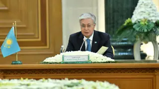 Кто получил премию имени Абая