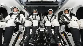 Корабль Crew Dragon отстыковался от МКС и направляется на Землю