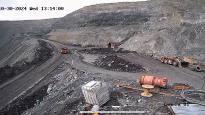 Кадры из видео