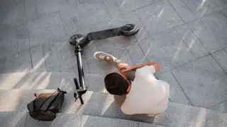 “Не играйте с судьбой“. Реаниматологи обратились к самокатчикам и мопедистам