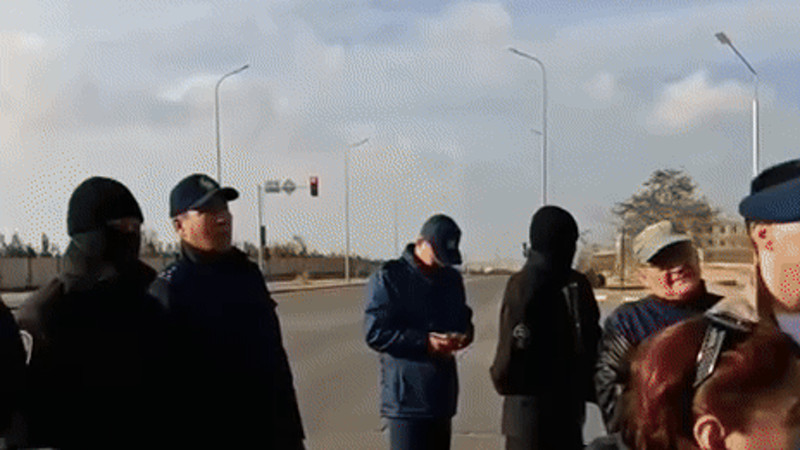 Кадры из видео