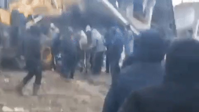 Кадры из видео