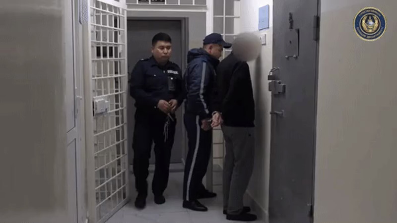 Кадры из видео