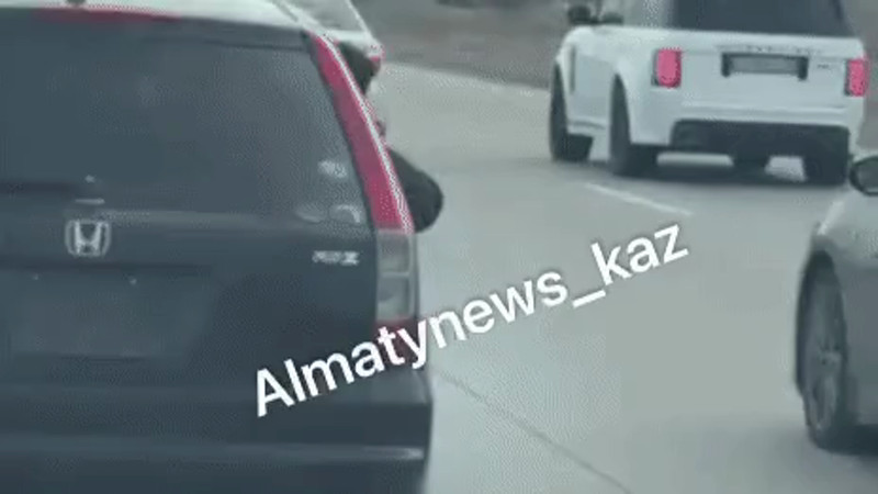 Кадры из видео