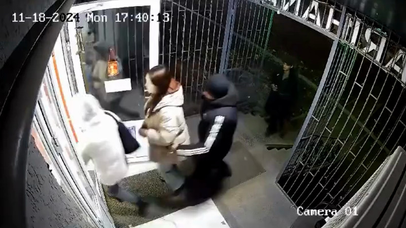 Кадры из видео