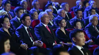 Токаев посетил концерт, посвященный творчеству поэта Шомишбая Сариева