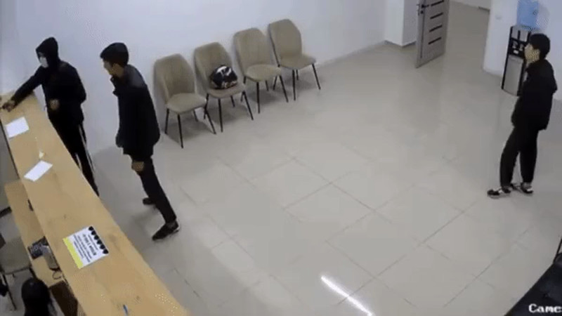 Кадры из видео