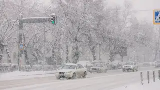 Погода в Казахстане 2 декабря - штормовые предупреждения объявлены почти во всех областях