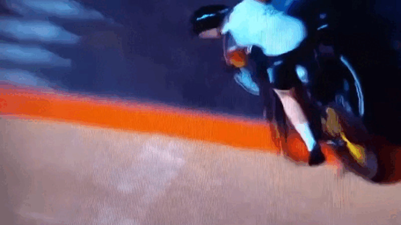 Кадры из видео