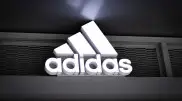 Обыски в офисах Adidas прошли в Германии