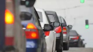 Сколько времени тратят астанчане на поездки между берегами