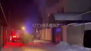 Один погиб, трое отравились: причины смертельного пожара в Шымкенте устанавливают следователи